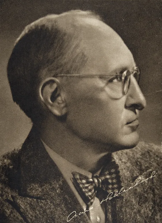 Hellaakoski, Aaro portrait
