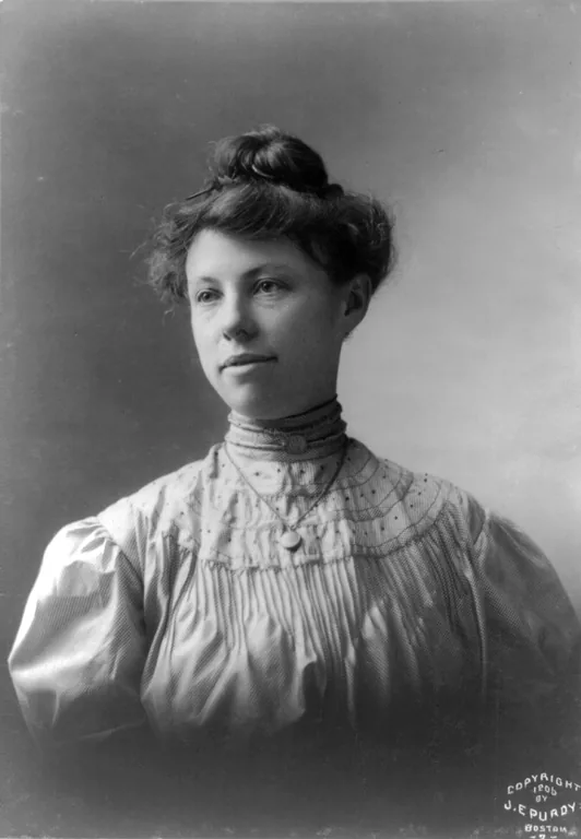 London, Charmian portrait