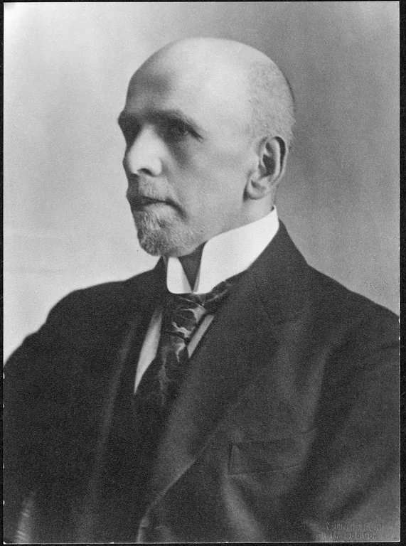 Hasselblatt, Emil portrait