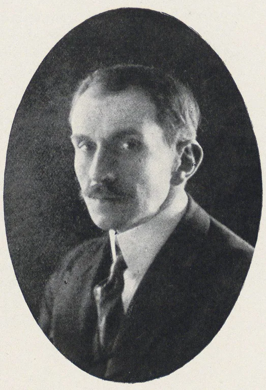 Molina, Enrique portrait