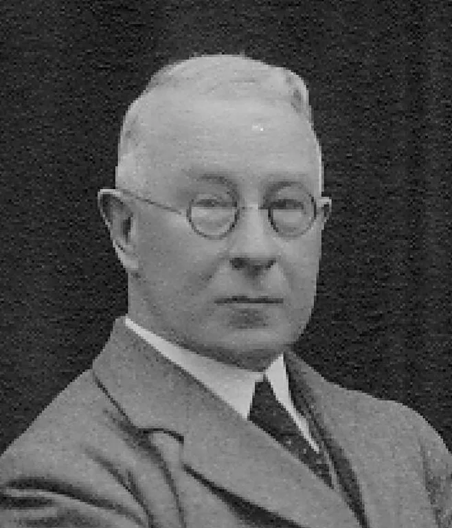 Hearnshaw, F. J. C. portrait