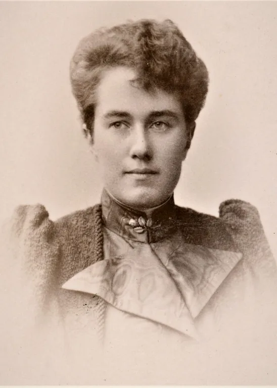 Cederholm, Hanna portrait