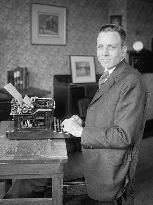 Fergusson, Harvey portrait