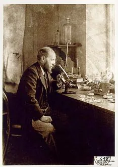 Cajal, Santiago Ramón y portrait