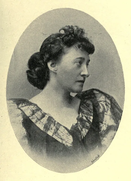 Grand, Sarah portrait